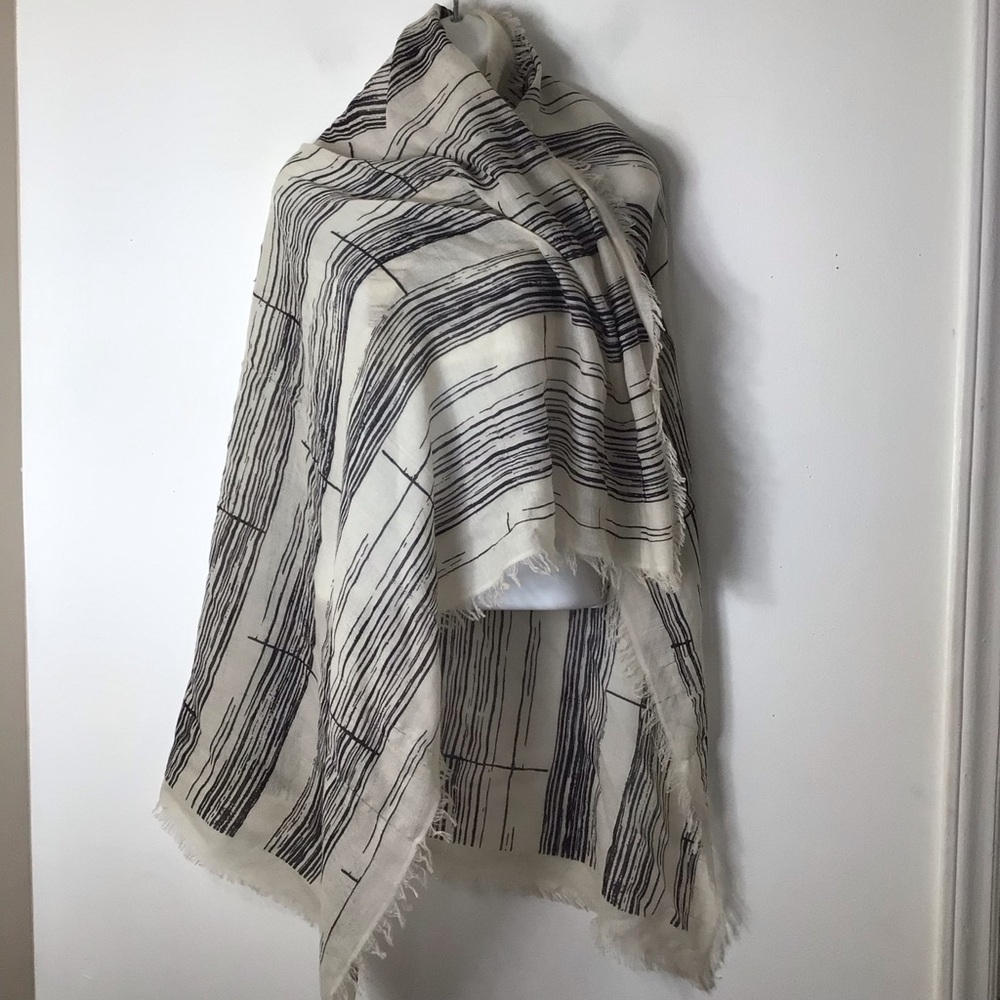 Hand-Drawn Black Stripe Cream Fringe Scarf